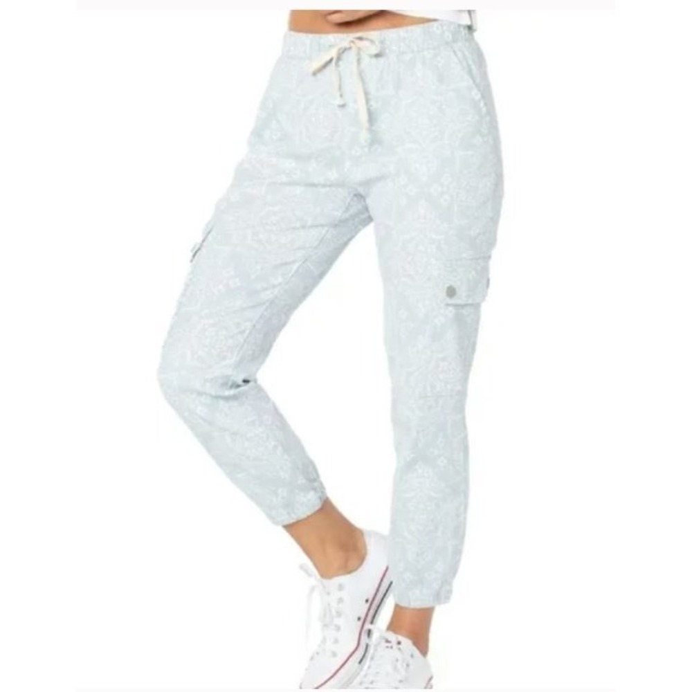 Celebrity Pink Women's Hi-Rise Elastic Waist Cargo Joggers Blue/White/Silver 2XL